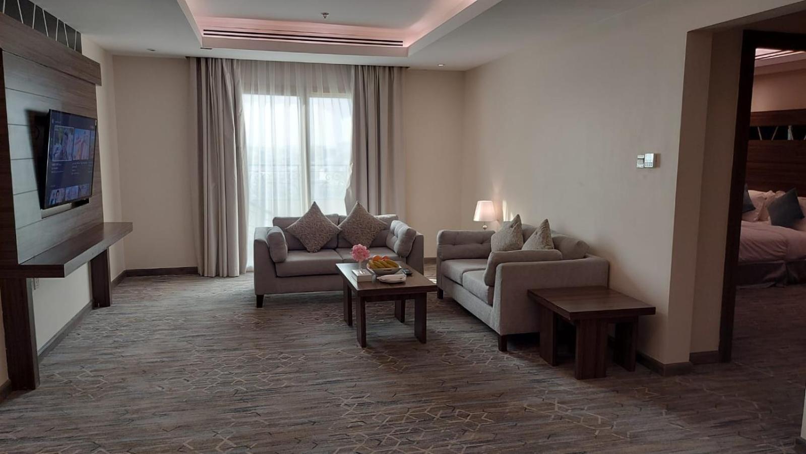 Continent Sumou Hotel Al-Chubar Zewnętrze zdjęcie