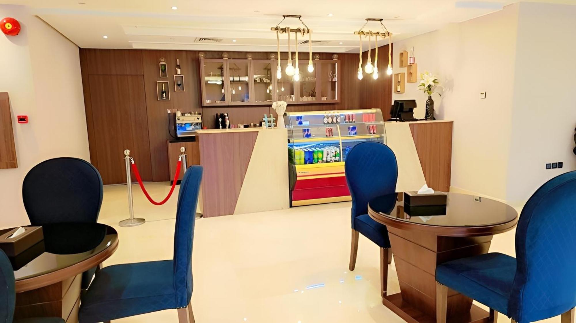 Continent Sumou Hotel Al-Chubar Zewnętrze zdjęcie