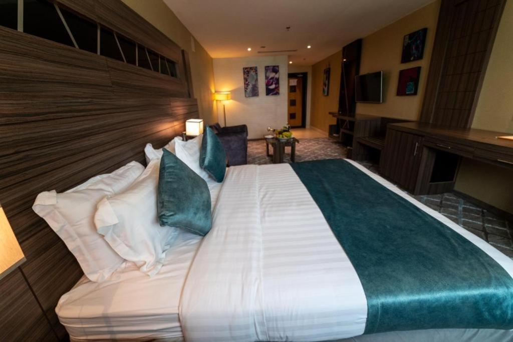 Continent Sumou Hotel Al-Chubar Zewnętrze zdjęcie