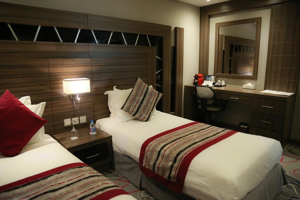 Continent Sumou Hotel Al-Chubar Zewnętrze zdjęcie